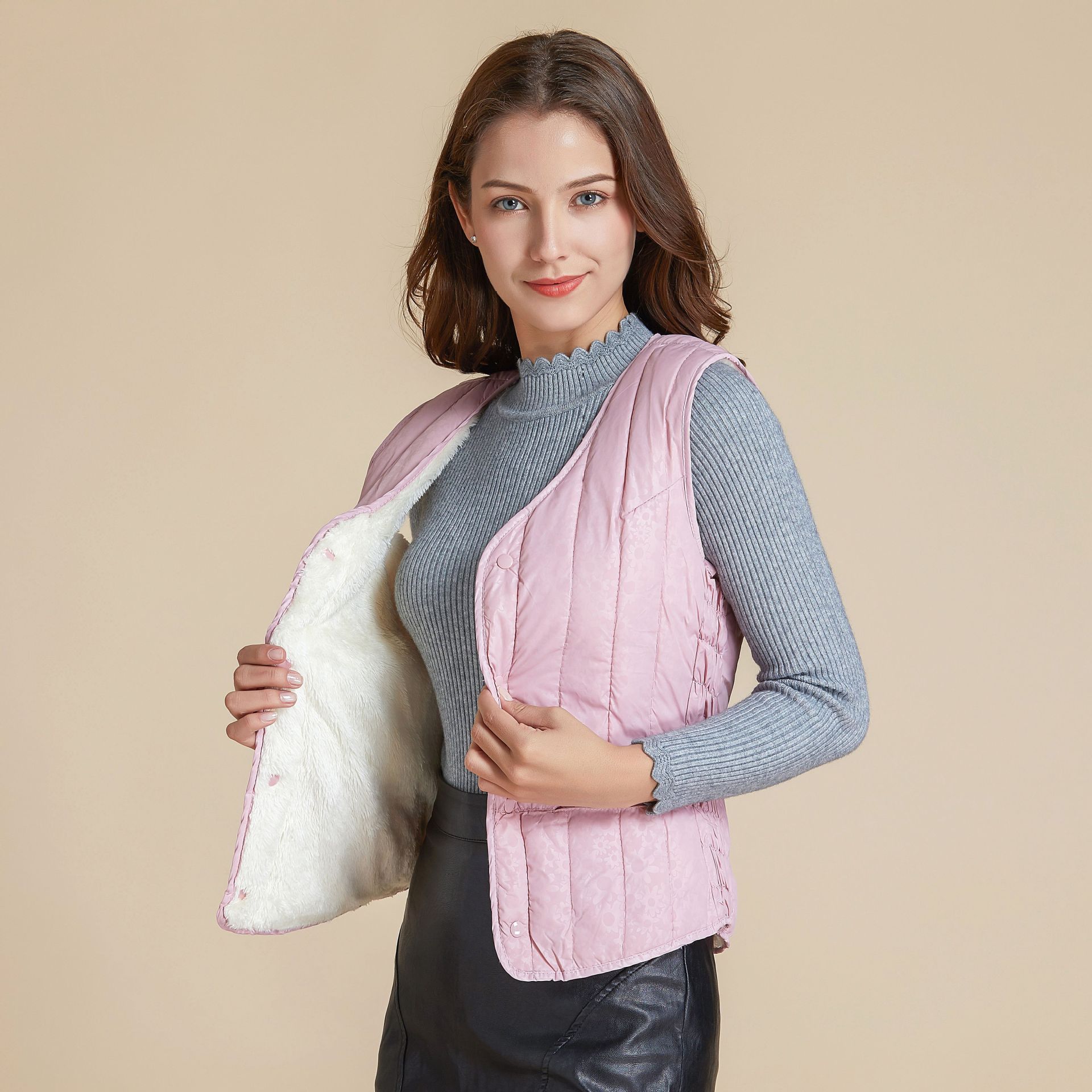 Gilet femme - Ref 3434603 Image 4